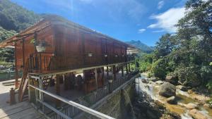 Tay Con Linh Farmstay & Trekking Ha Giang