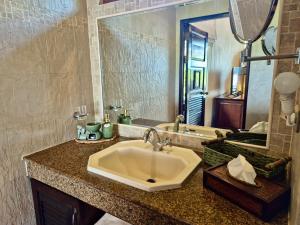 Sibaja Palms Sunset Beach Luxury Apartments
