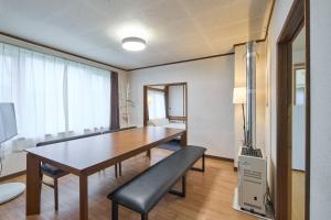 Muroran Private House