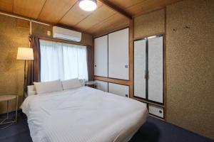 Muroran Private House