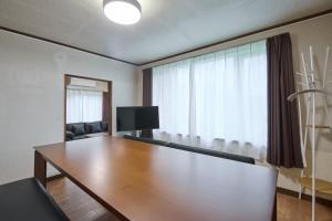 Muroran Private House