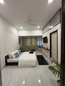 Saiwal Home Walk to Airport & Phoenix Mall