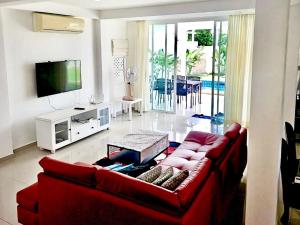 Rawai 3 Bedroom Pool Villa near Nai Harn Beach
