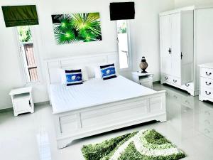 Rawai 3 Bedroom Pool Villa near Nai Harn Beach
