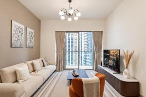 Grande Downtown Dubai - Luxury 2BR Apt with Balcony & Stunning City Views