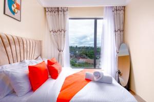 Gem Land Residence MR Ts Palace-Heated pool and a magical City skyline view!!