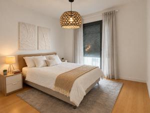 2 Bedroom Central Lisbon Apartment Near Graça-Alfama-Baixa-Rossio with Private Parking