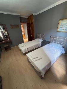 Charming 2-Bedroom Apartment with Shared Pool in Kalkan center