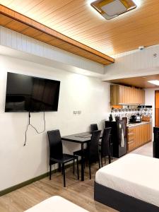 Highland Breeze Condo