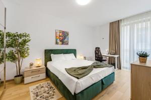 Central Accommodation in Monarh Tower by Open House apartments