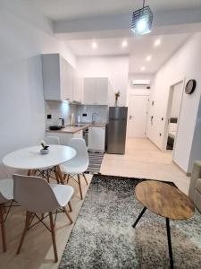 Apartment near TIA