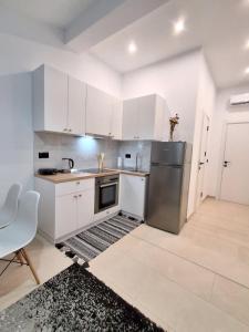 Apartment near TIA