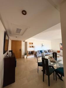 Sea-view apartment with large terrace in Burgundy