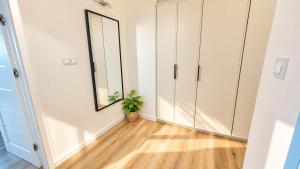 Przestronny 50m2 Ochota Darmowy Parking Balkon