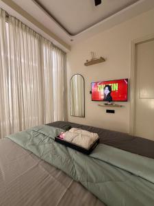 Luxury 1BHK, Fella Aurelle, Golf Course Road