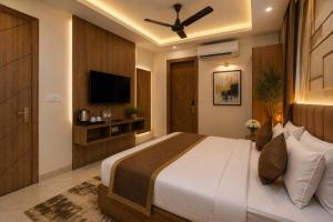 Smart Inn Near Delhi Airport & Airport Pickup