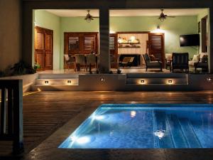 Private Villa 3min walk to Beach