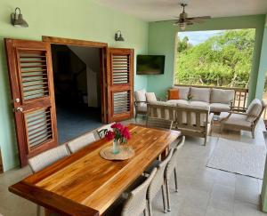 Private Villa 3min walk to Beach