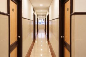 Hotel Raaj Bhaavan - US Consulate - Nungambakkam