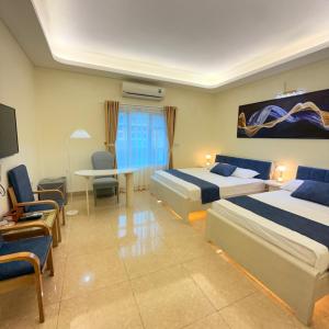 LD Premier Hotel