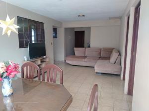 Departamento privado en casa familiar