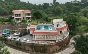 Brij Bagh Private 5BHK with Floating Bed&Hill View