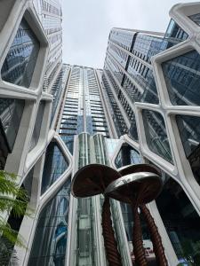 Diamon Crown Modern Luxury Studio Apartment - StayWithTheo Collection