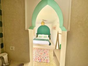 Riad Des Amis Private-Pool-Rooftop