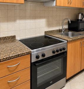 Quitest Comfort Room In Barsha Heights Tecom