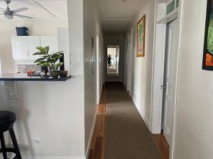 Large 4-bed Retreat Steps to the Beach!