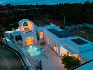 S52 Pool Villa Amphawa