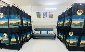 ALOHA SAIGON HOSTEL - Less-touristy location, Spacious rooms, Bathroom with a glass partition, airport - train station proximity