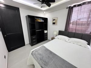 Premium 2-Bedroom Apartment - 8 minutes to SJO Airport, Heredia