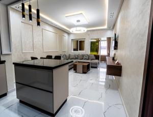 Modern, sea-facing residence, prime location