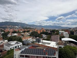 Modern & Comfortable Apartment in Laureles