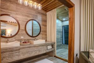 The Toucan Suite at Oropel Lodge