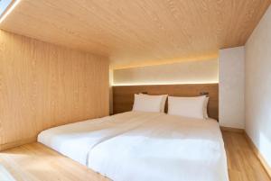 STAY ARI Apartment Hotel