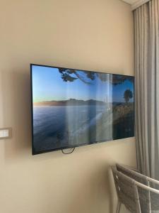 Direct seaview, 2-bed, 59-floor seaview pool