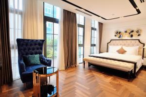S Home Apartment by DDH