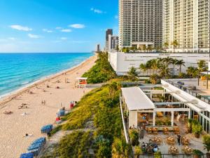 Oceanfront Condo - Ocean Views, Pool, Gym Hollywood Beach