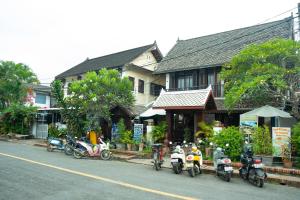 Chaluenxay Boutique Hotel & Travel