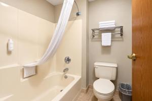 Days Inn by Wyndham Battlefield RdHwy 65