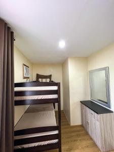 City Center 2BR Home near airport with Pool Access