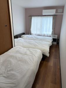 NewOpen 札幌中心部まで10分 好立地の一棟貸切り-S-beds-9台-駐車場2台有り-ゲストハウスR
