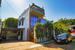 Casa Azul - Breathtaking 4BR Home in the City with Rooftop