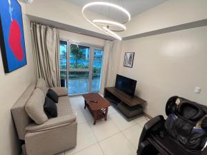 Two Bedroom SeaView Poolside Home Private Balcony Massage Chair