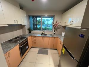 Two Bedroom SeaView Poolside Home Private Balcony Massage Chair