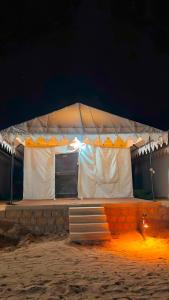 Coastal Paradise Desert Camp