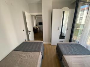Detached apartment close to the sea