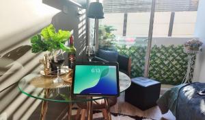 Apartment in the Heart of Stgo, wifi, next to the subway
